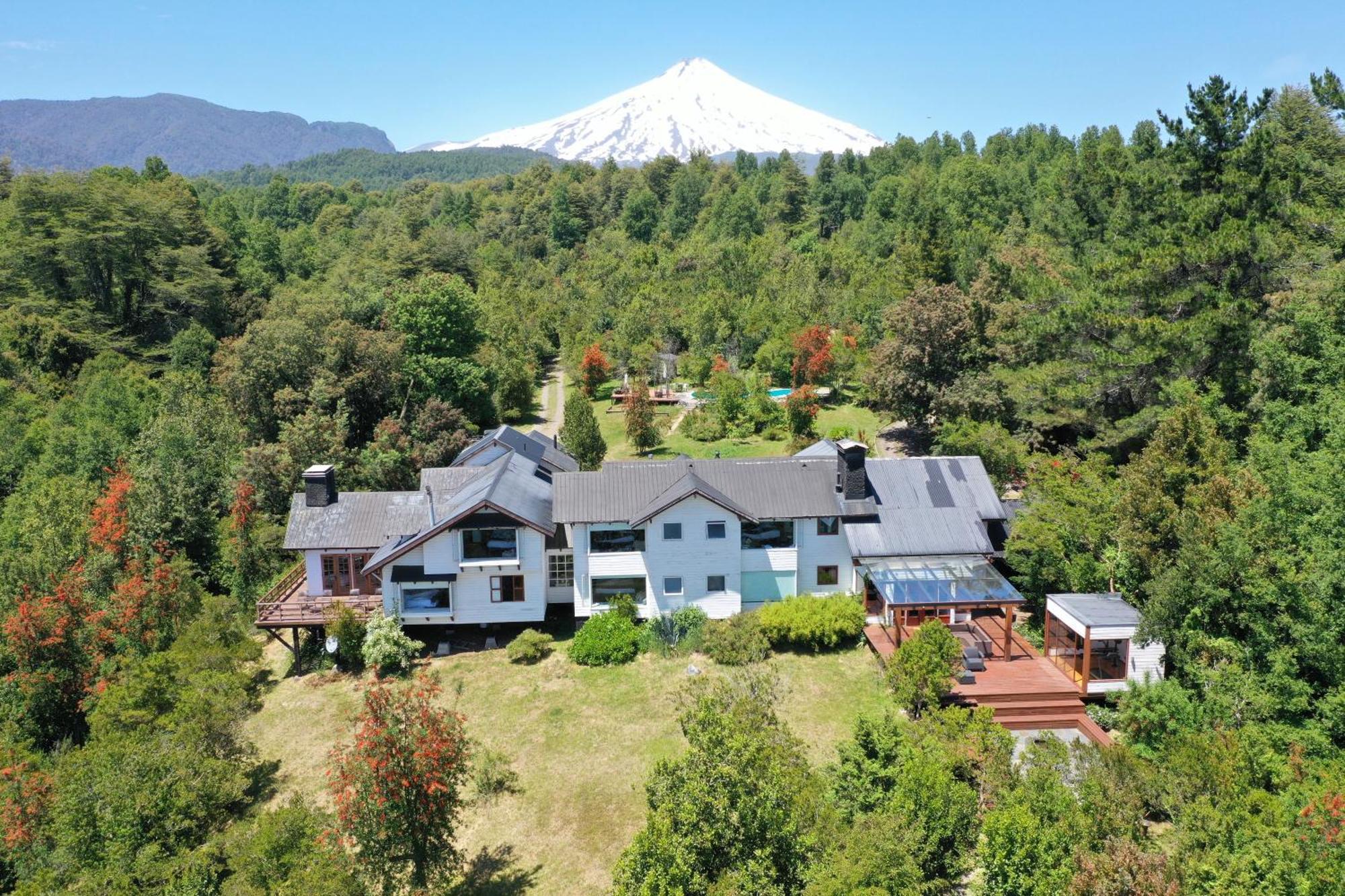 Bambulodge Pucon Exterior photo